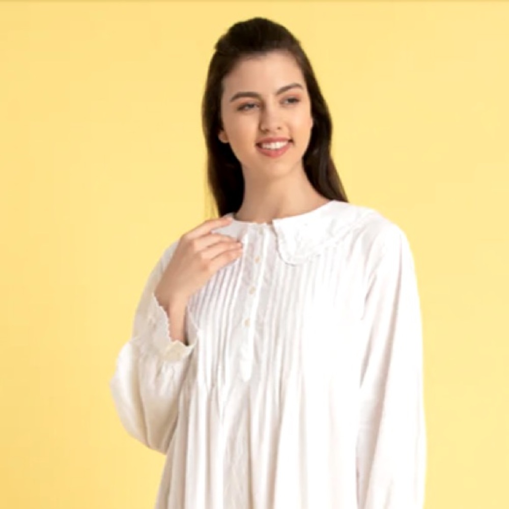 Mahogany Vintage Classic Victorian White Embroidered Nightgown New